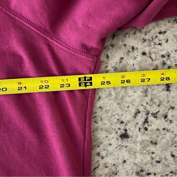 Peloton Size Large Everyday Oversized Crewneck Pink Sweatshirt Rose Cotton USA - Picture 6 of 7